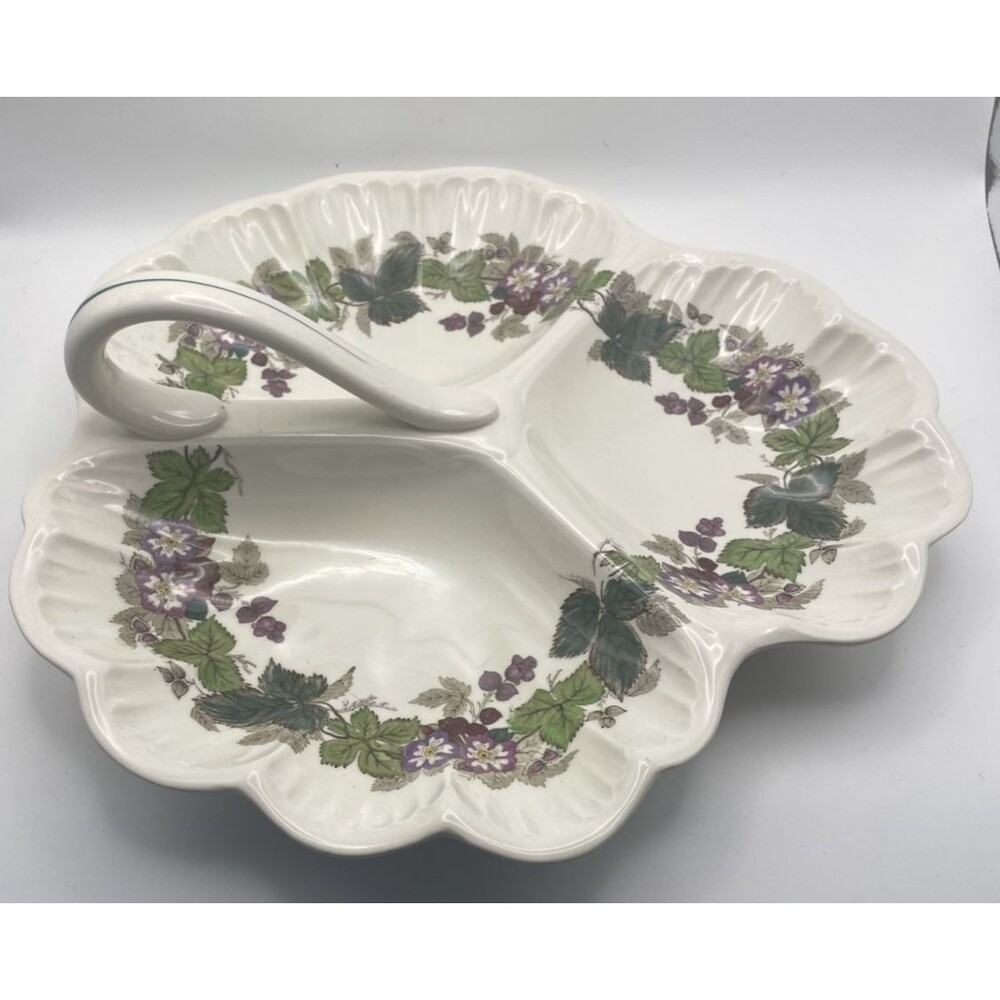 Wedgwood 3 Part Relish Dish Queens Ware Gratewood of Etruria & Barlaston England